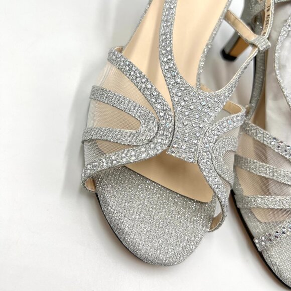7W 7 WIDE WIDTH Touch Ups Clara Silver Low Kitten Heels Dress Sandals Shoes - Picture 3 of 14